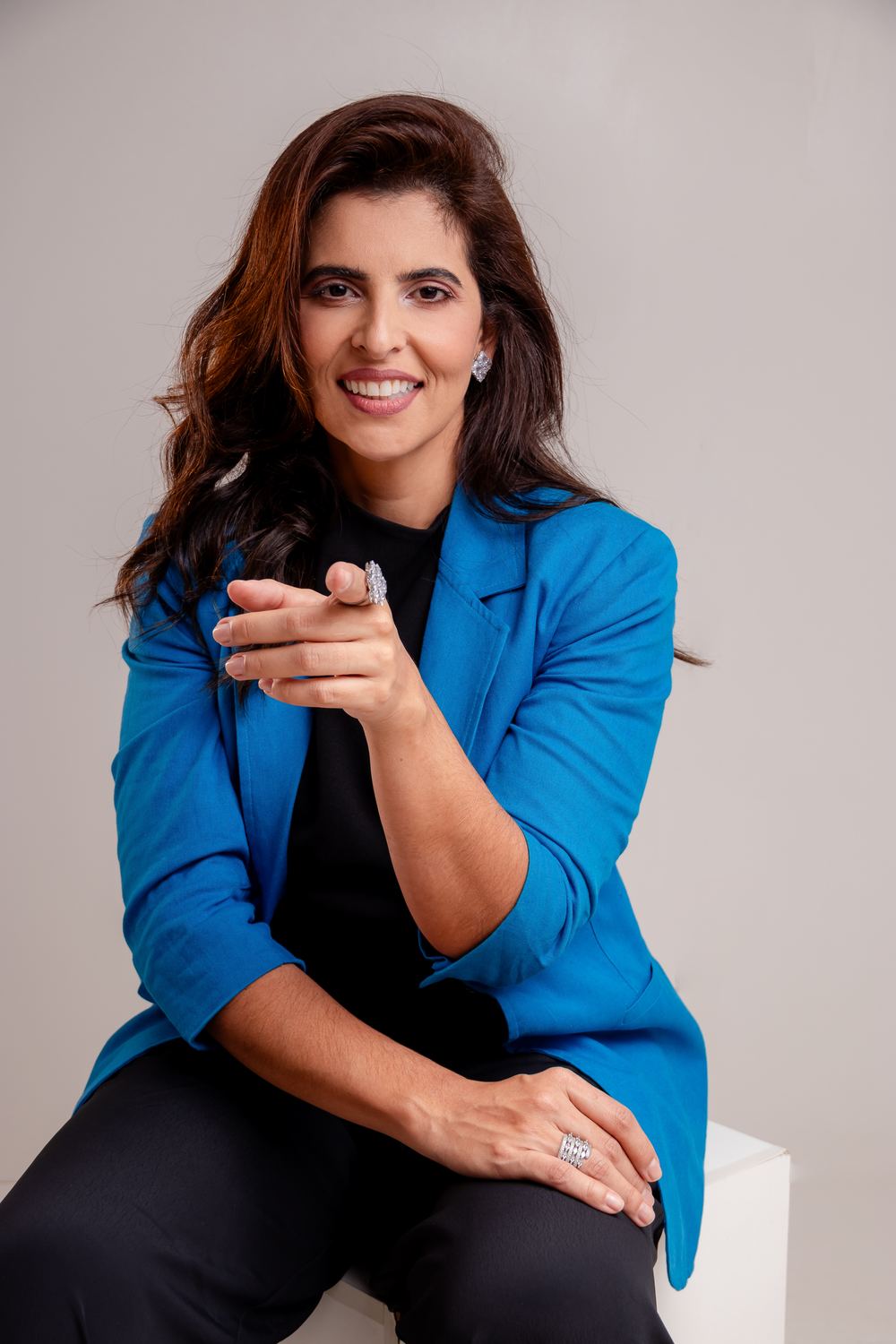 Dra. Bruna Lucas convidando você a matricular sua auxiliar